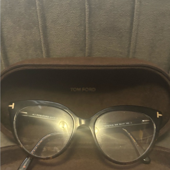 Tom Ford Black and Brown Glasses with Case - Picture 4 of 4